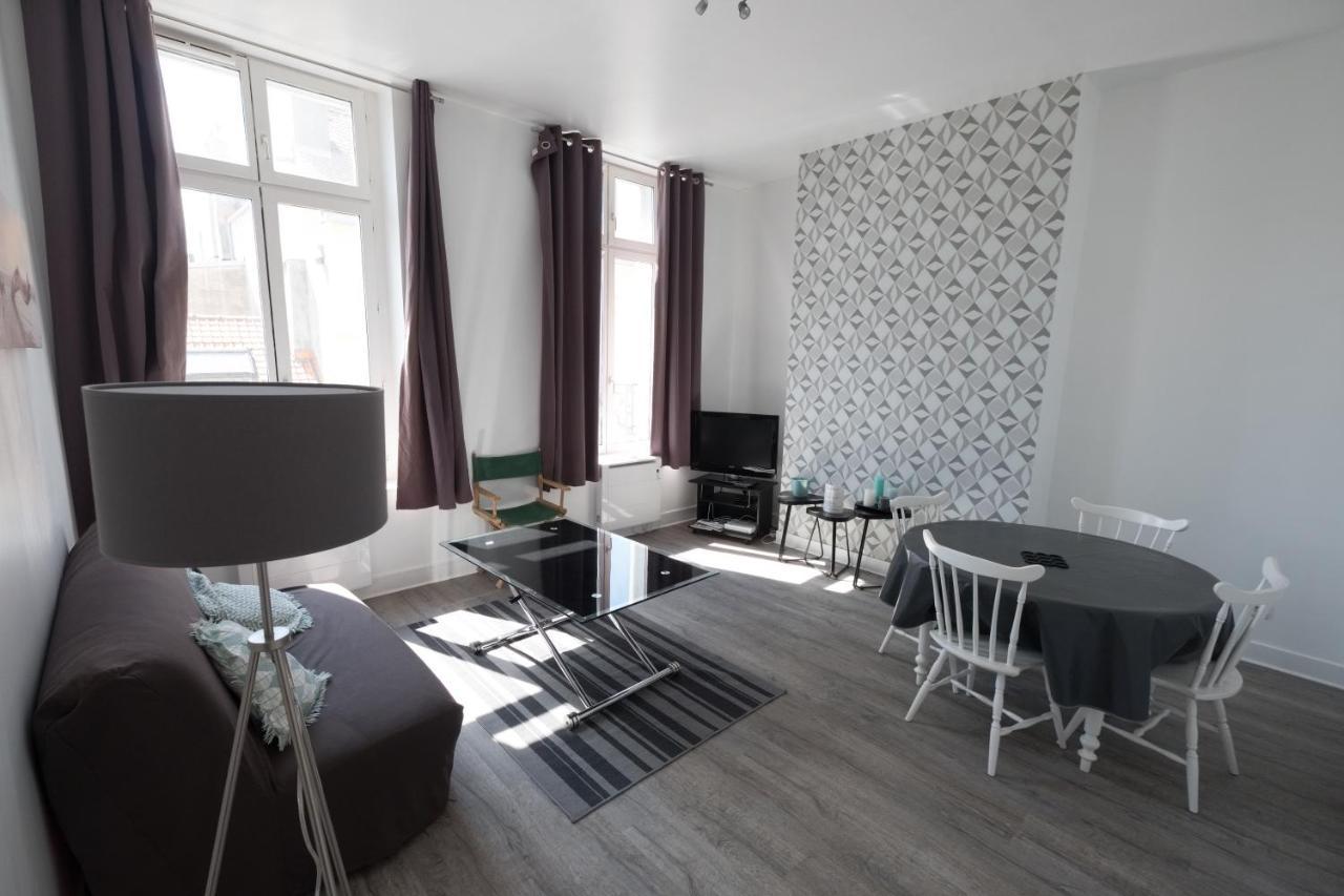 St Cyr Logement Lumineux Dans Coeur De Ville & Wifi Boulogne-sur-Mer Eksteriør bilde